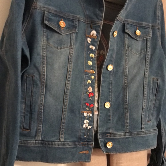 Embroidered Blue Jean Jacket - Picture 7 of 8
